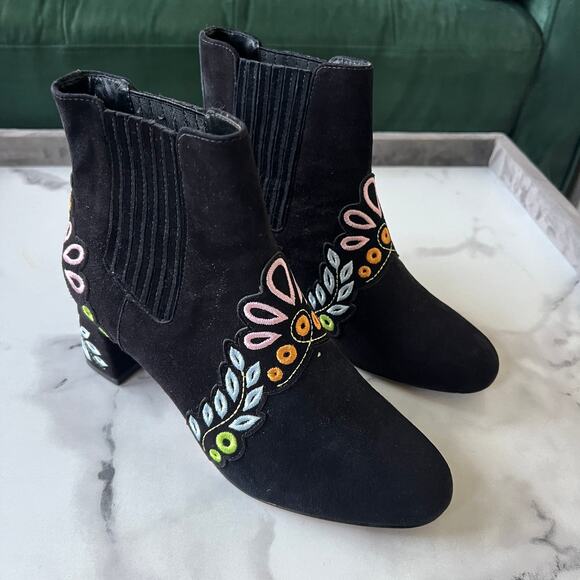 Sophia Webster Liliana Black Suede Embroidered Booties Size 38.5 - Picture 2 of 9